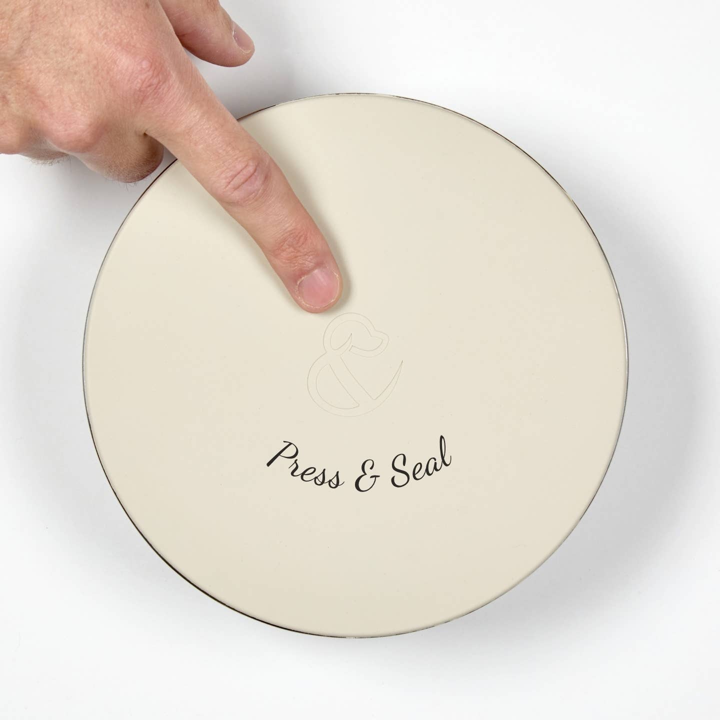 Lid-it Pet Bowl with Stay-Fresh Lid
